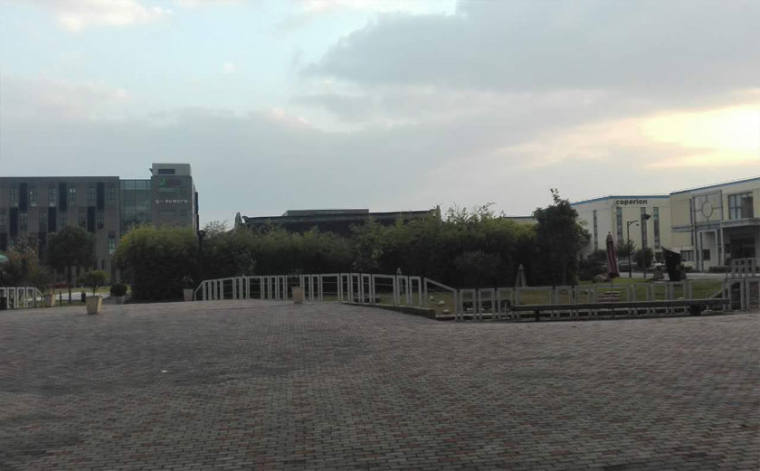 工業區環境優雅,裝飾風格非常富有創意